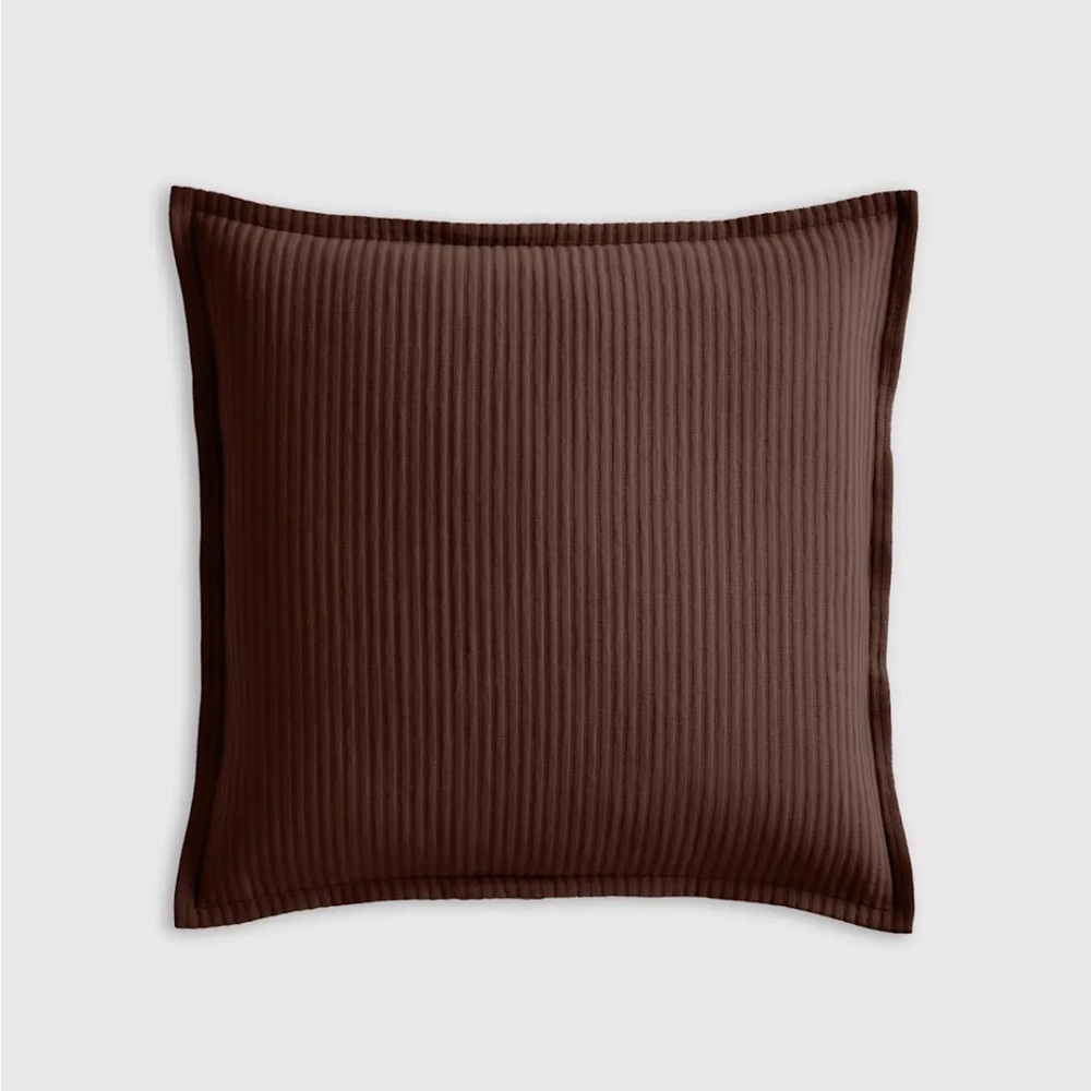 NWOT QUINCE Organic Cotton Matelasse
Euro Sham Color : Expresso